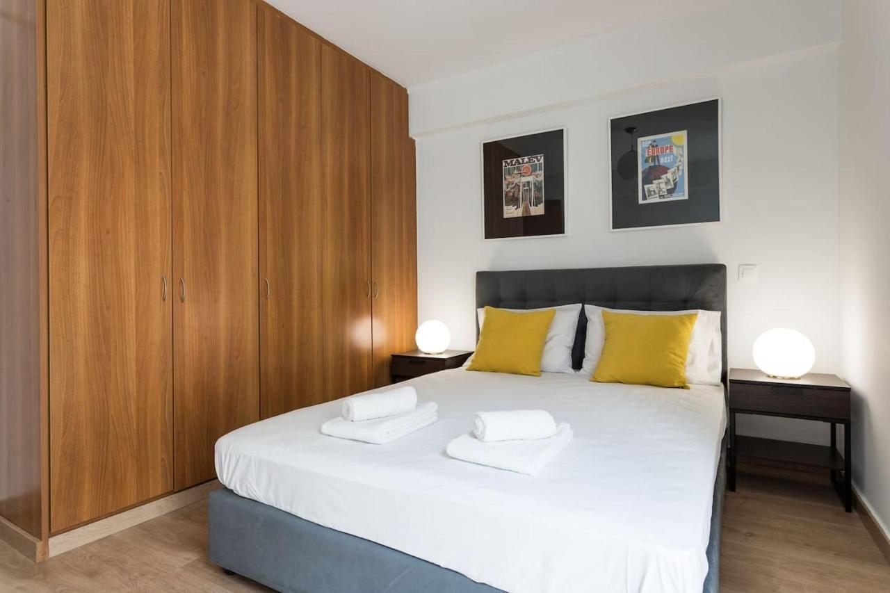 Stunning Flat With Lovely Terrace & Parking Garage Athén Kültér fotó